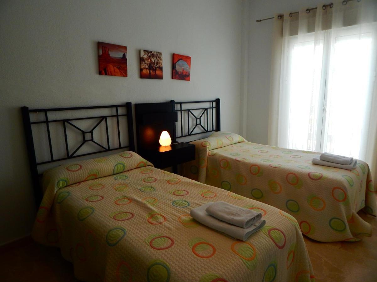 Apartamento Garcia Lorca,Solo Familia Y Parejas Conil De La Frontera Exteriör bild