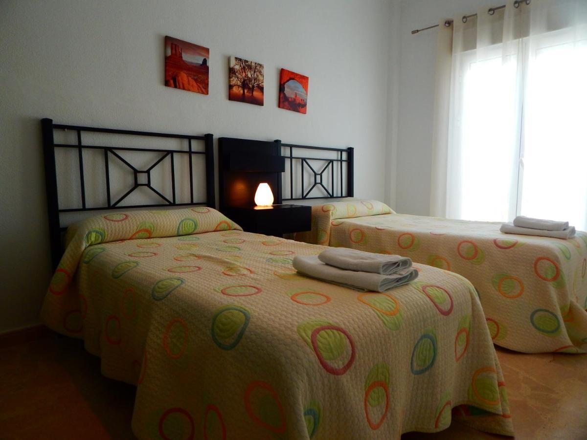 Apartamento Garcia Lorca,Solo Familia Y Parejas Conil De La Frontera Exteriör bild